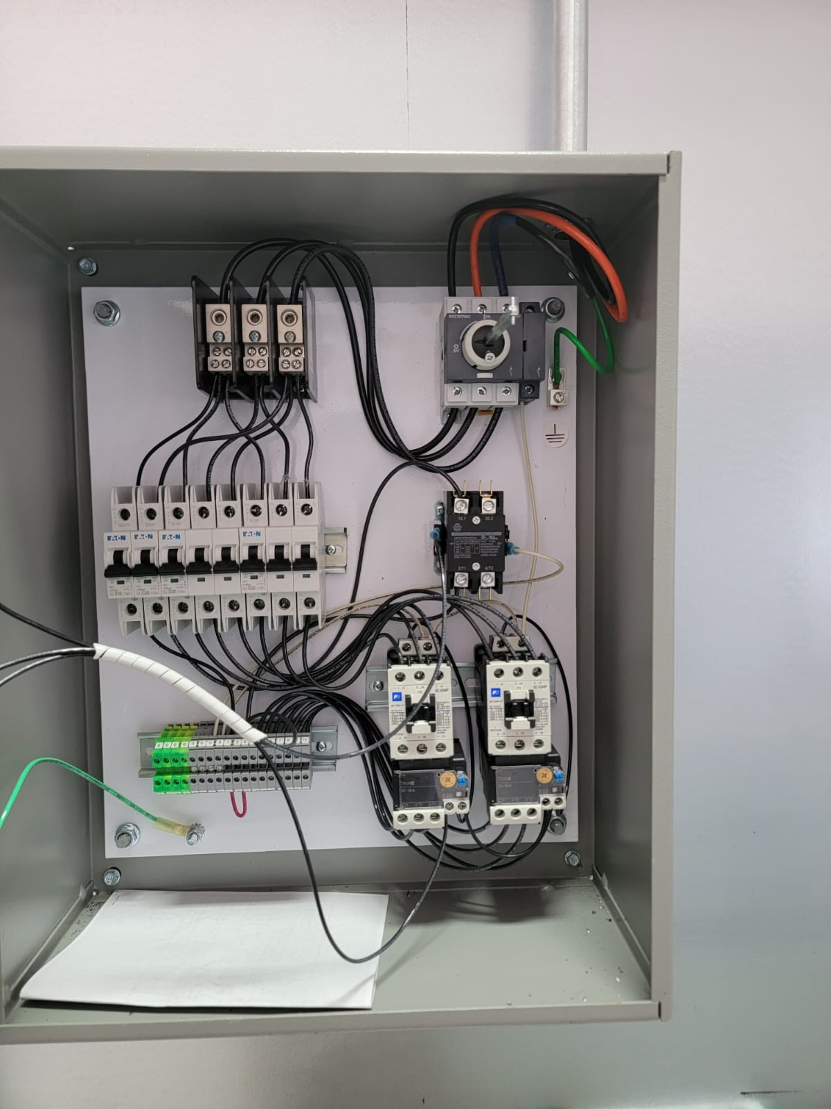 Custom motor control panel with contactors and overloads